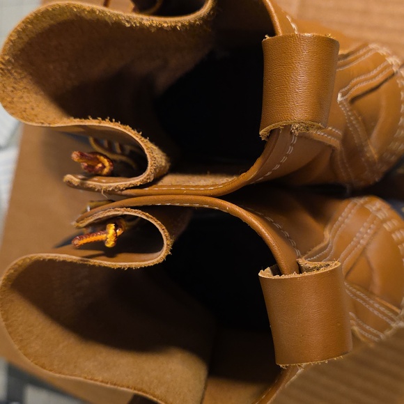 L.L. Bean Womens Brown and Navy Duck Boots - Picture 4 of 6